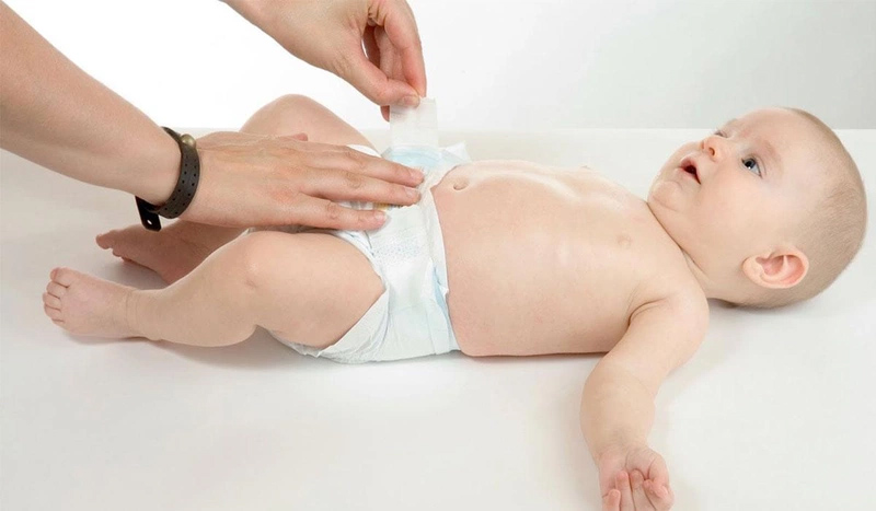 Hiện tượng giãn ruột sinh lý kéo dài bao lâu ở trẻ sơ sinh?
